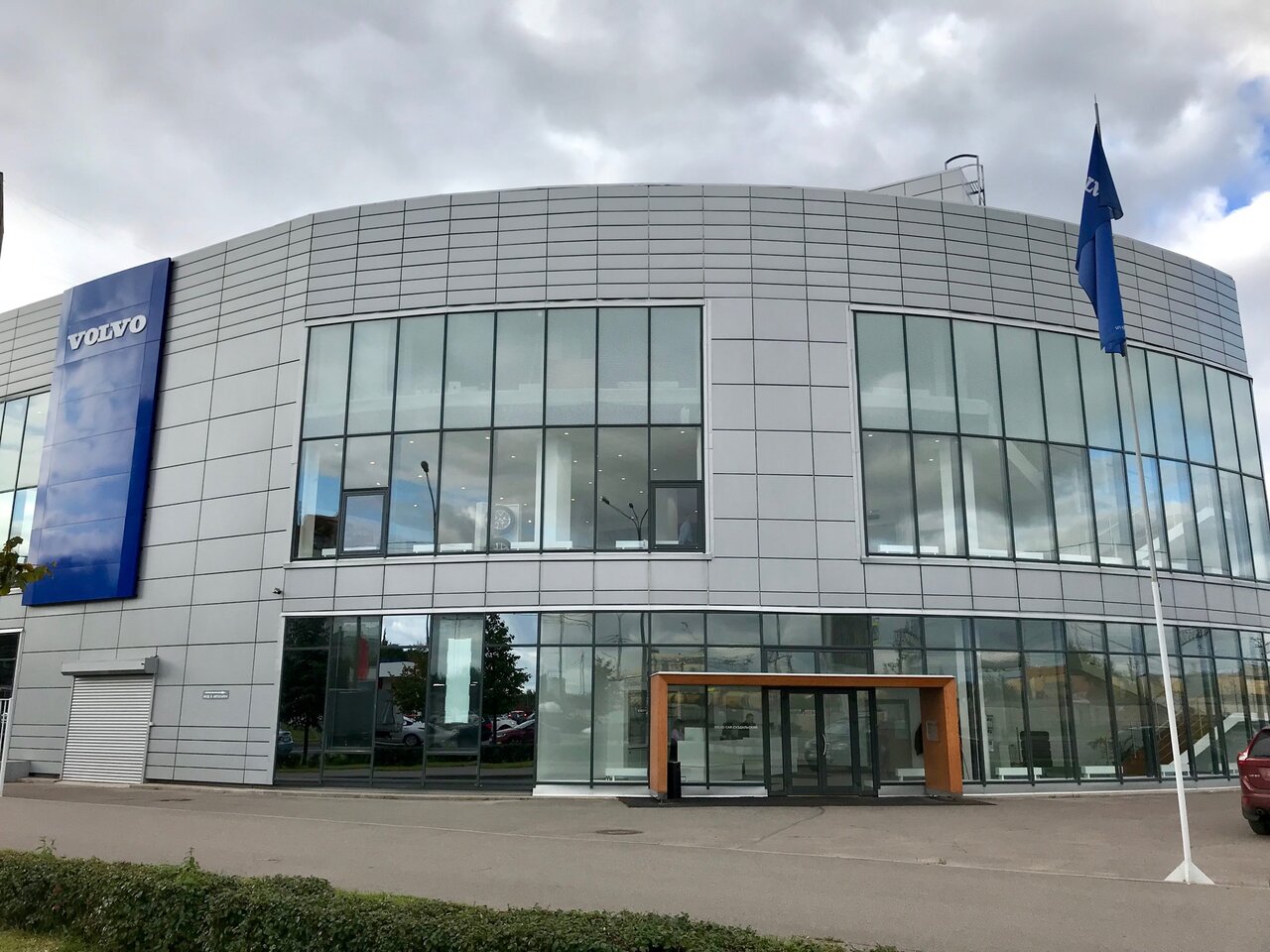 Volvo Car Суздальский